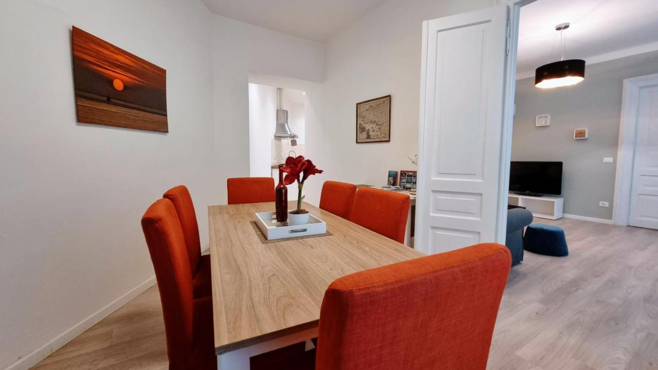 La Casa Dei Leoni Appartement Triëst Buitenkant foto